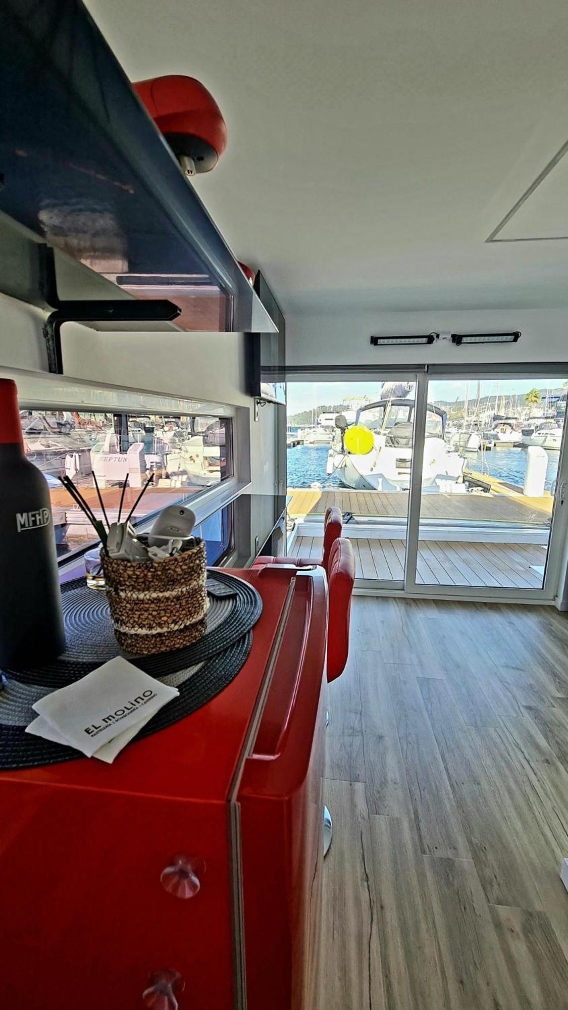 Barco-Apartamento En El Nautico De Vigo Eksteriør billede