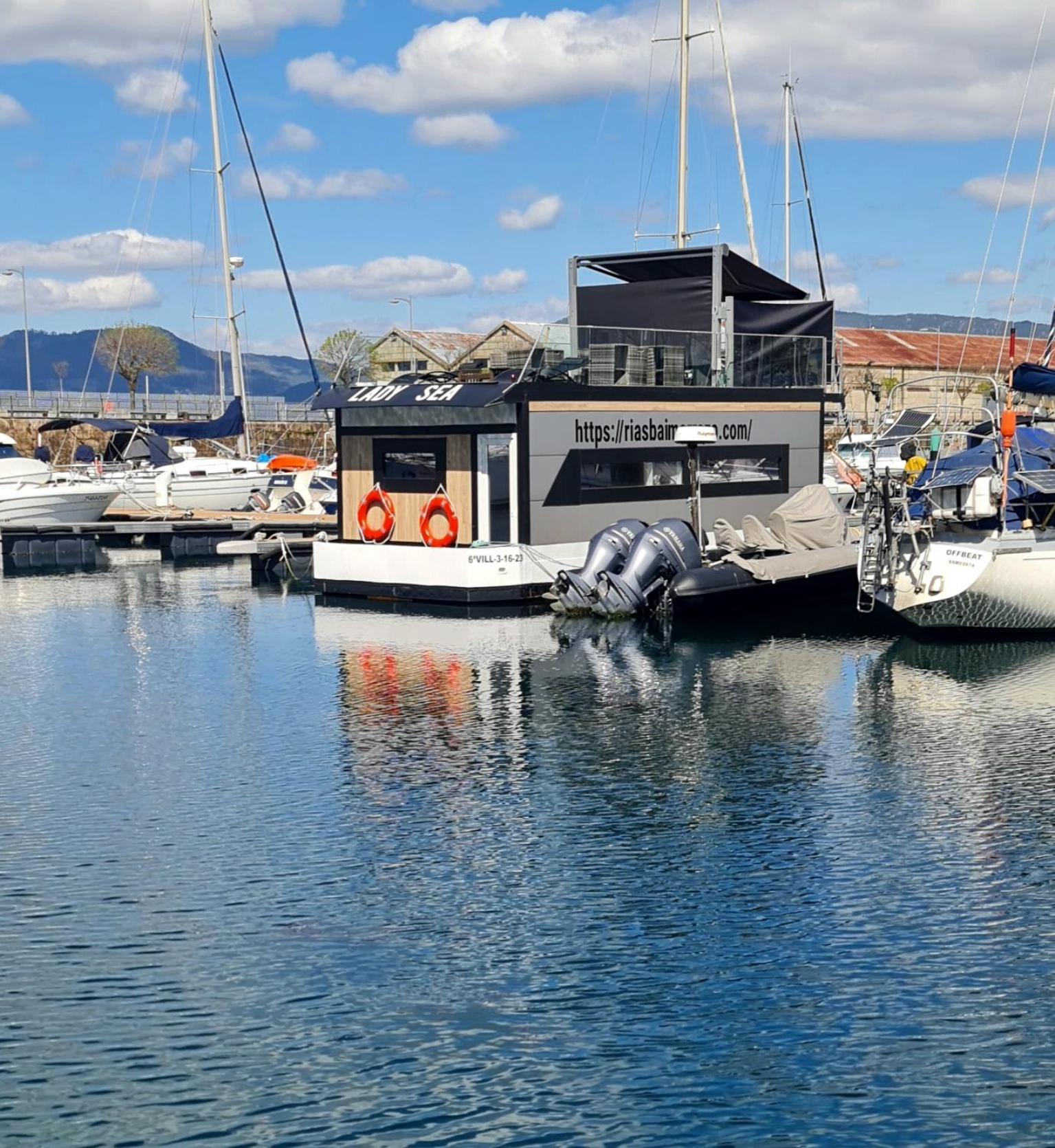 Barco-Apartamento En El Nautico De Vigo Eksteriør billede