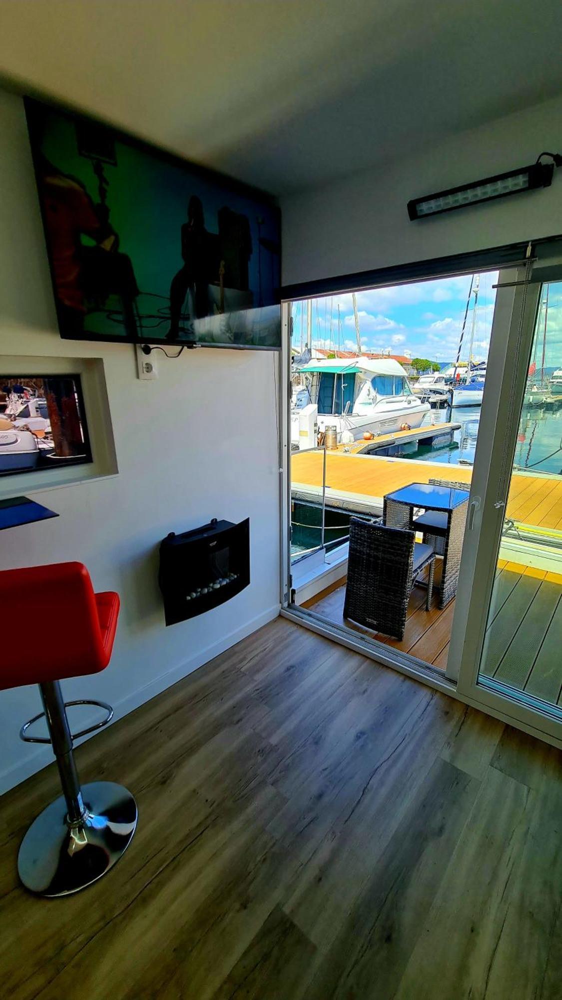 Barco-Apartamento En El Nautico De Vigo Eksteriør billede
